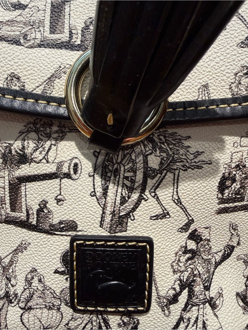 2017 Dooney & Bourke Disney Pirates of the Caribbean Tassel Crossbody - NWOT - Picture 3 of 10